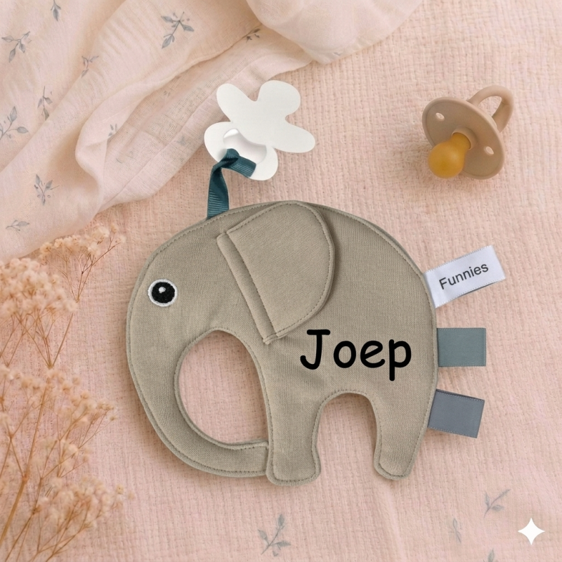 Tutdoek speendoek met naam (cream) - olifant