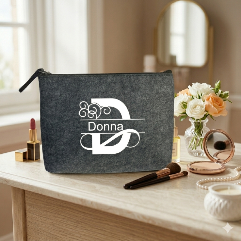 Vilten make-up tas met naam  